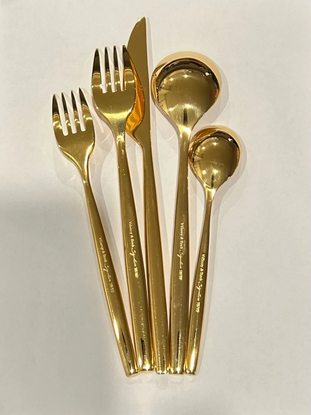 Villeroy & Boch MetroChic d'Or 5 Piece Place Setting | Gold |